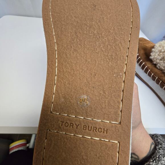 Tory Burch Suede Shearling Shoe Slipper Logo Emblem Tan Camel Rubber Sole 8.5 - Picture 6 of 10